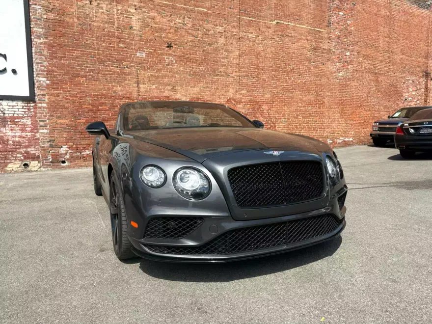 2017 Bentley Continental GT V8 S photo 2