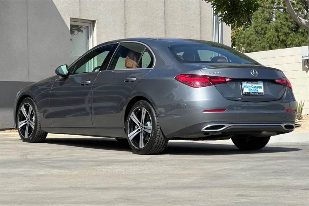2022 Mercedes Benz C 300 photo 1
