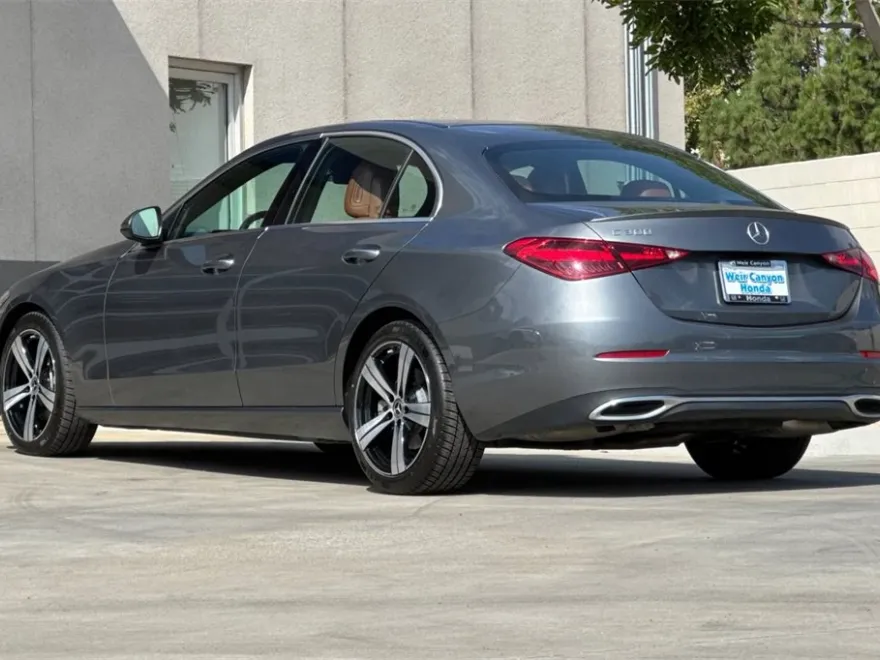 2022 Mercedes Benz C 300 photo 1