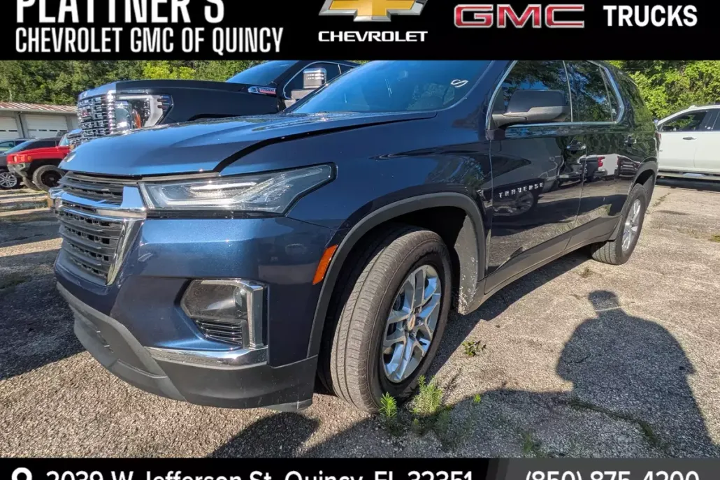 2022 Chevrolet Traverse LS photo 1