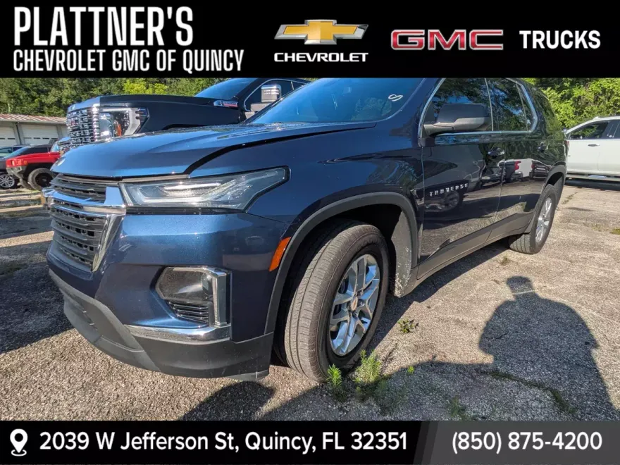 2022 Chevrolet Traverse LS photo 1