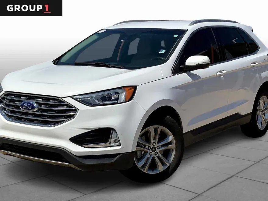 2019 Ford Edge SEL photo 1