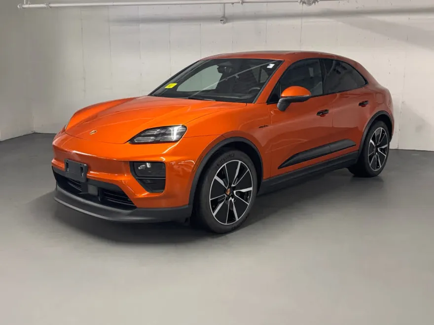2024 Porsche Macan Electric 4 photo 1