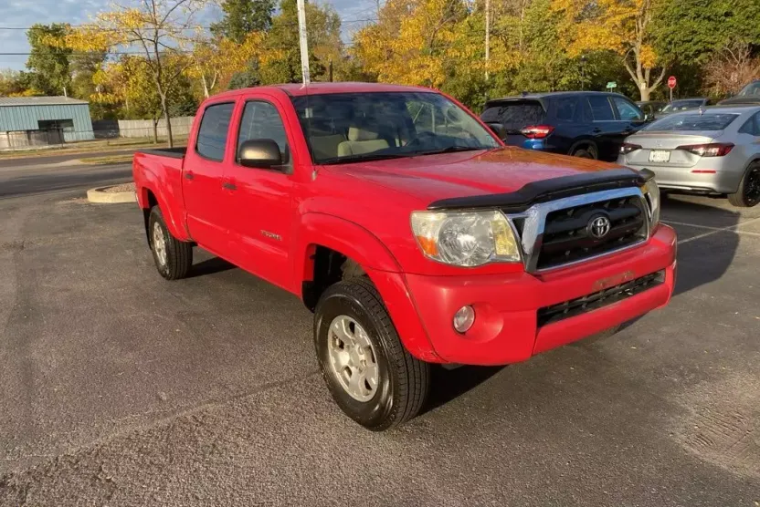 2006 Toyota Tacoma Base V6 photo 1