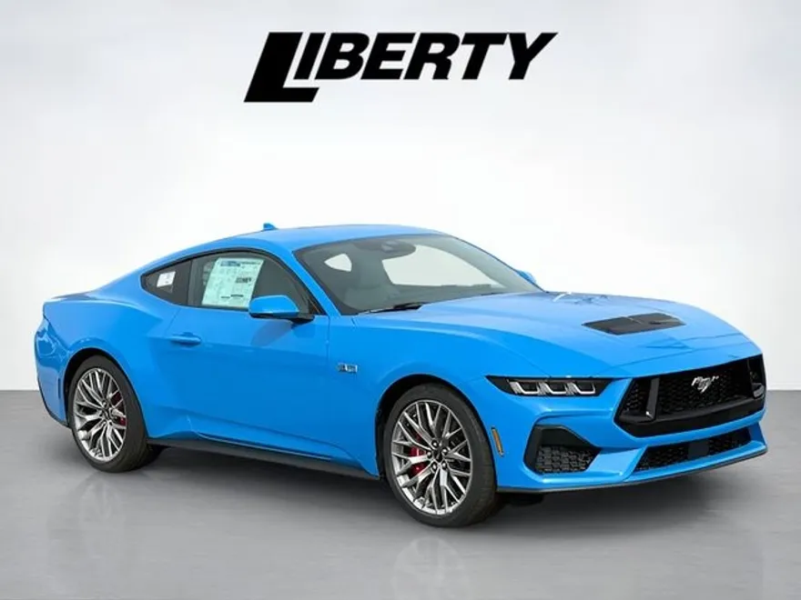 2025 Ford Mustang GT Premium photo 1