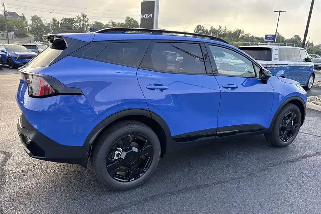 2026 Kia Sportage X-Line photo 1