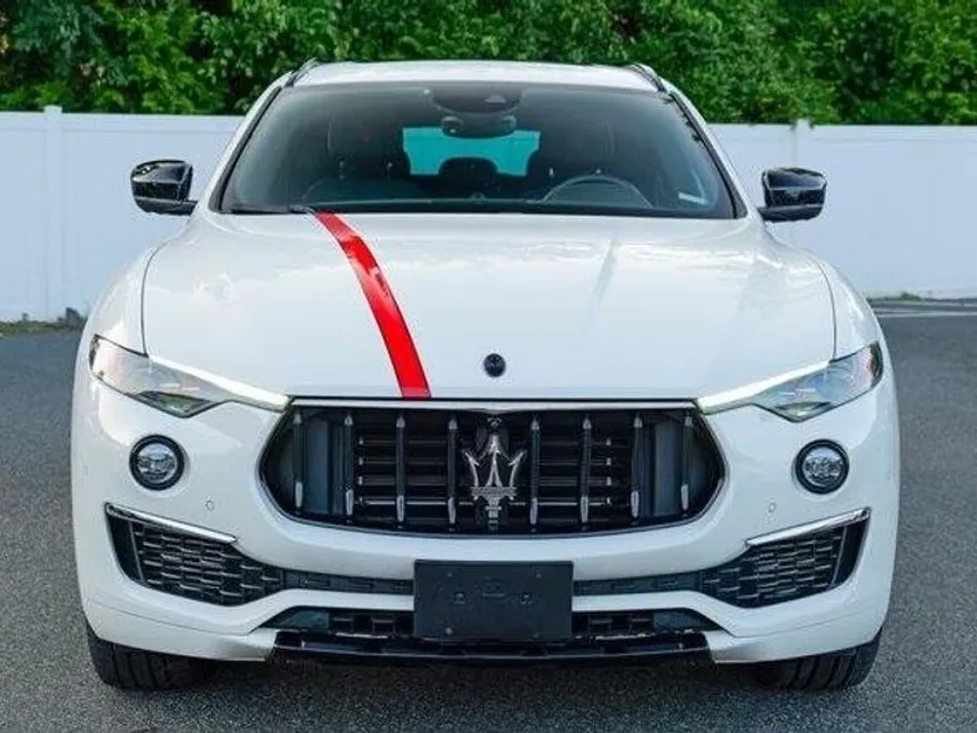 2022 Maserati Levante GT photo 1