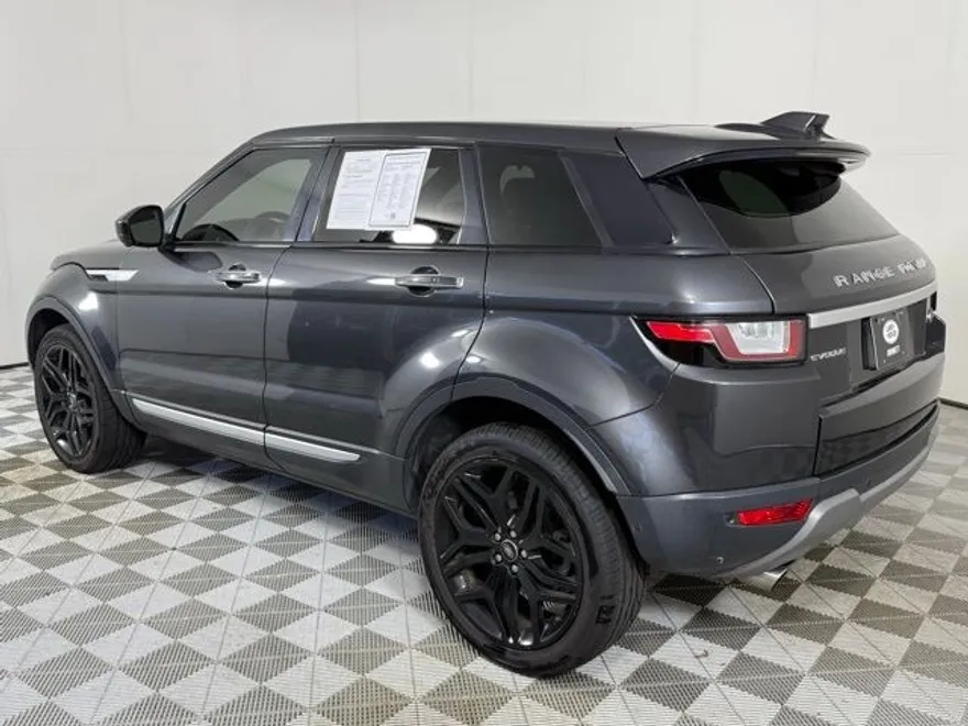 2018 Land Rover Range Rover Evoque HSE photo 1