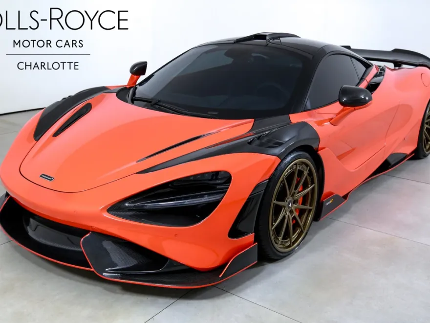 2021 Mclaren 765LT photo 1