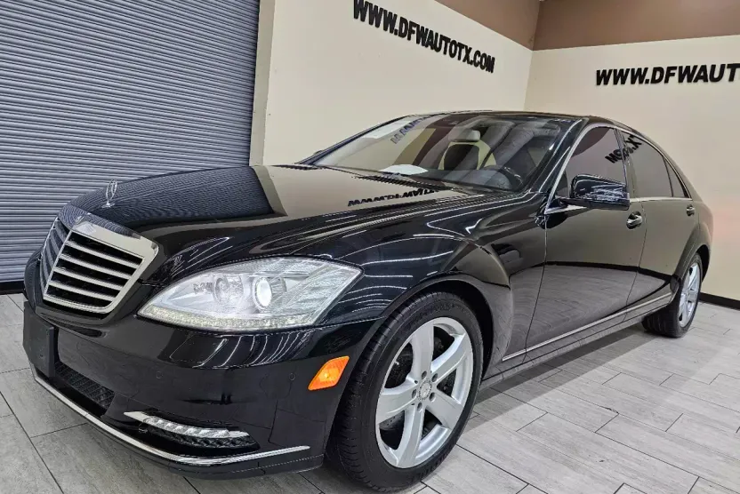 2013 Mercedes Benz S 550 photo 1