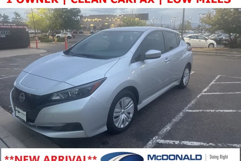 2025 Nissan Leaf S photo 1