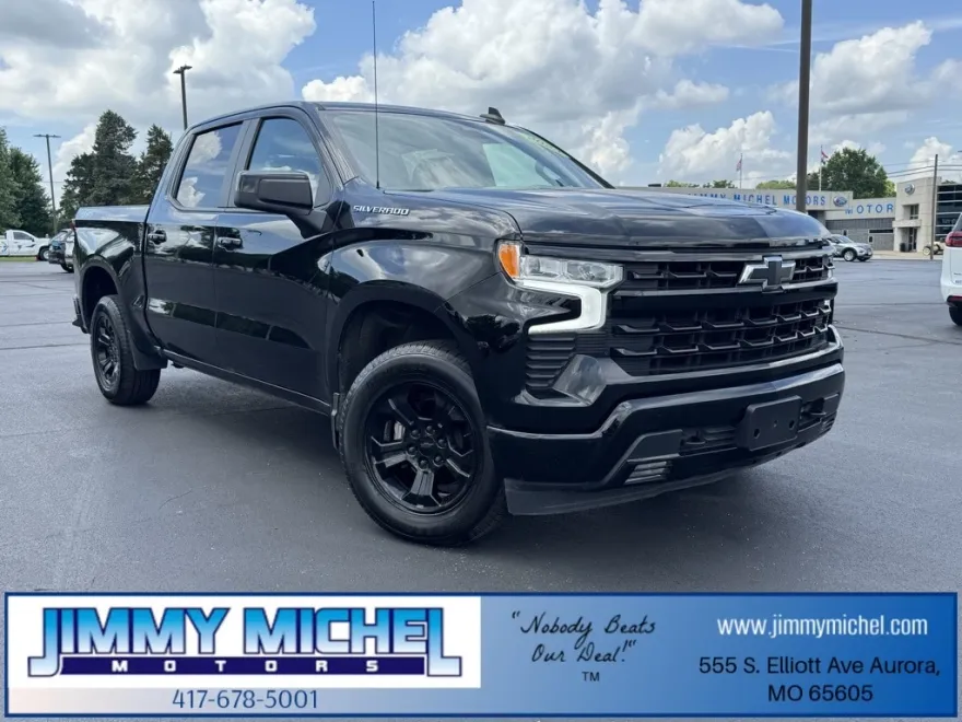2024 Chevrolet Silverado 1500 RST photo 1