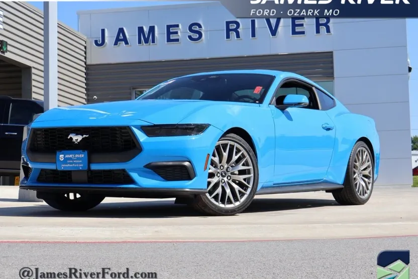2025 Ford Mustang EcoBoost Premium photo 1