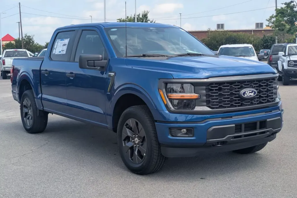 2025 Ford F-150 STX photo 1
