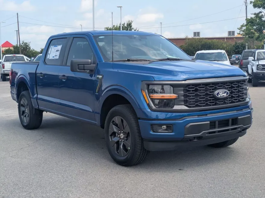 2025 Ford F-150 STX photo 1