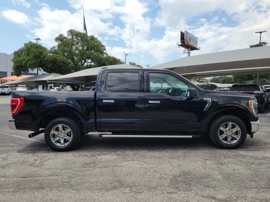 2022 Ford F-150 XLT photo 1