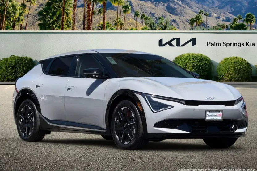 2025 Kia EV6 GT-Line photo 1