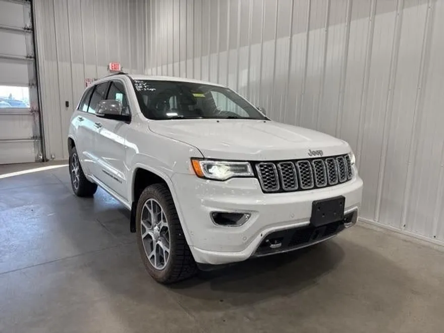 2019 Jeep Grand Cherokee Overland photo 1