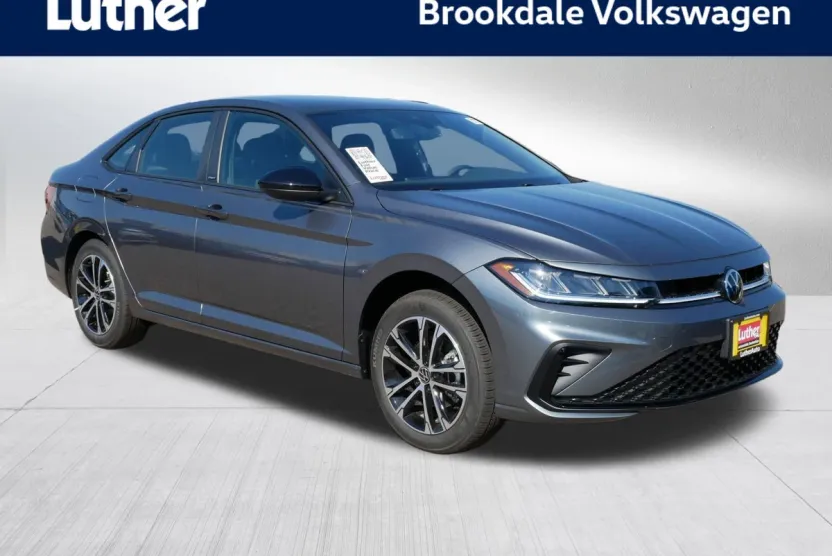 2025 Volkswagen Jetta Sport photo 1