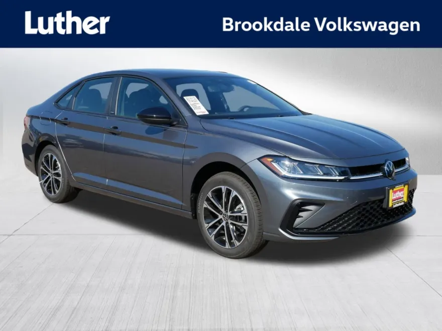 2025 Volkswagen Jetta Sport photo 1