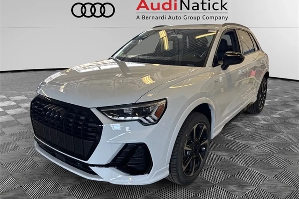 2025 Audi Q3 S line Premium Plus photo 1