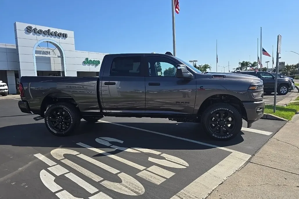2026 Ram 2500 Big Horn photo 1