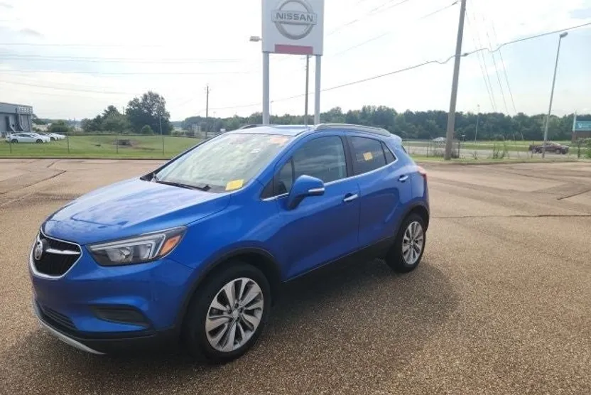 2018 Buick Encore Preferred photo 1