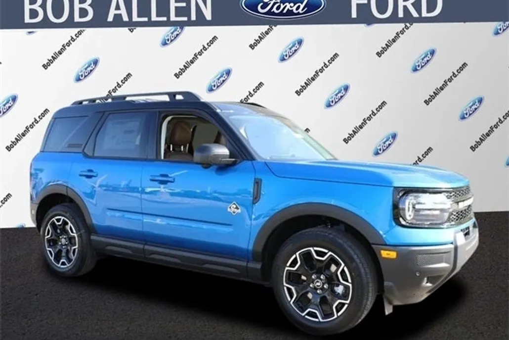 2025 Ford Bronco Sport Outer Banks photo 1