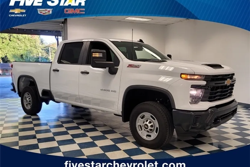 2024 Chevrolet Silverado 2500HD Work Truck Z71 photo 1