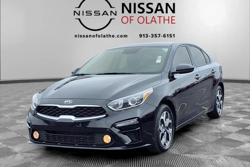2020 Kia Forte LXS photo 1