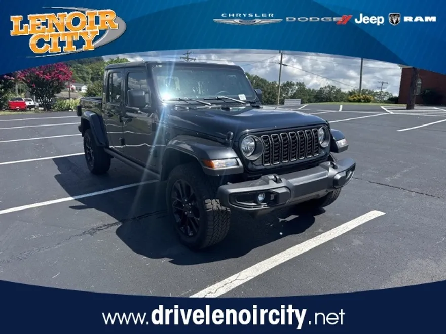 2025 Jeep Gladiator photo 1