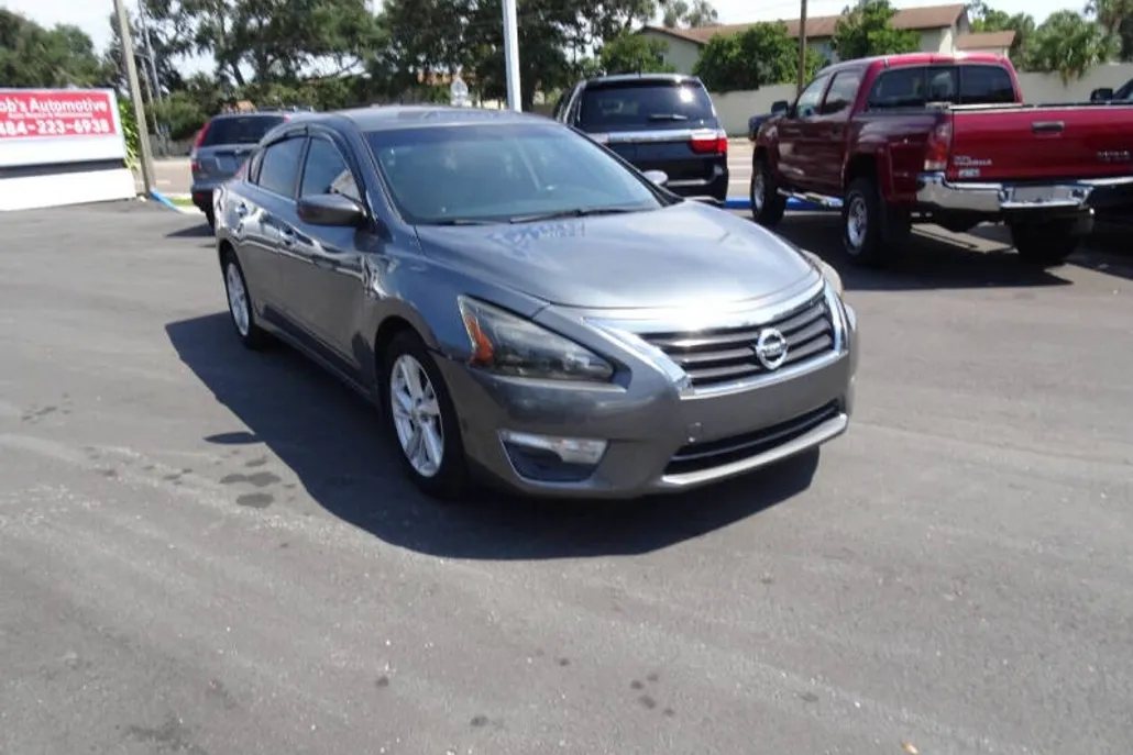 2015 Nissan Altima 2.5 photo 1