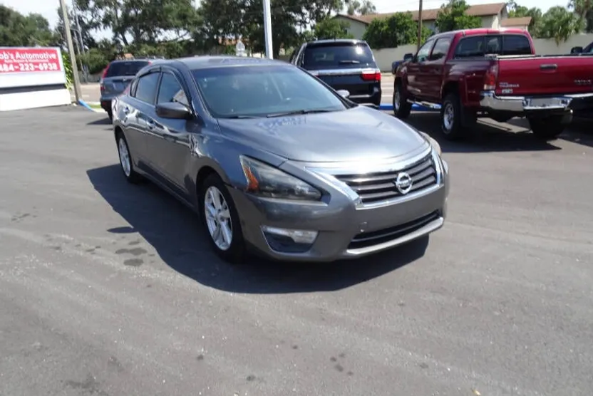 2015 Nissan Altima 2.5 photo 1