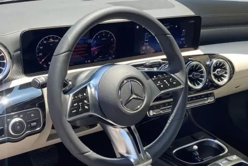 2025 Mercedes Benz CLA 250 photo 3