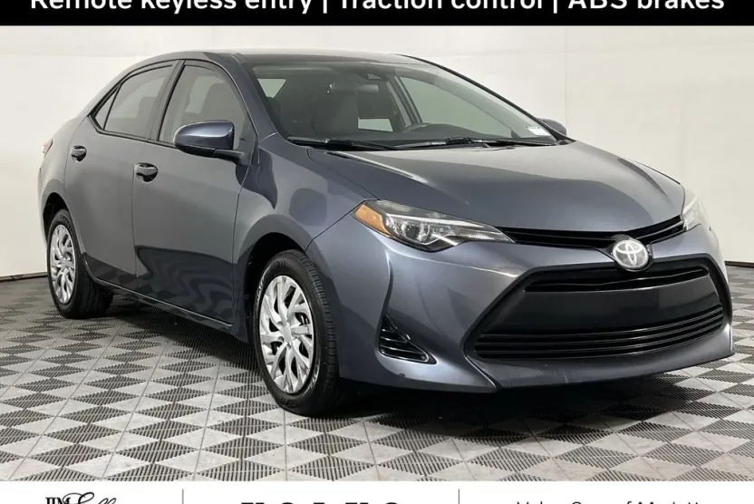 2018 Toyota Corolla L photo 1