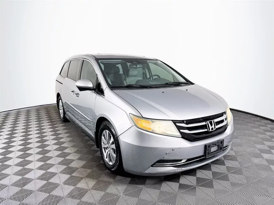 2016 Honda Odyssey EX-L photo 1