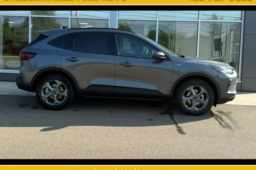 2025 Ford Escape ST-Line Select Hybrid photo 1