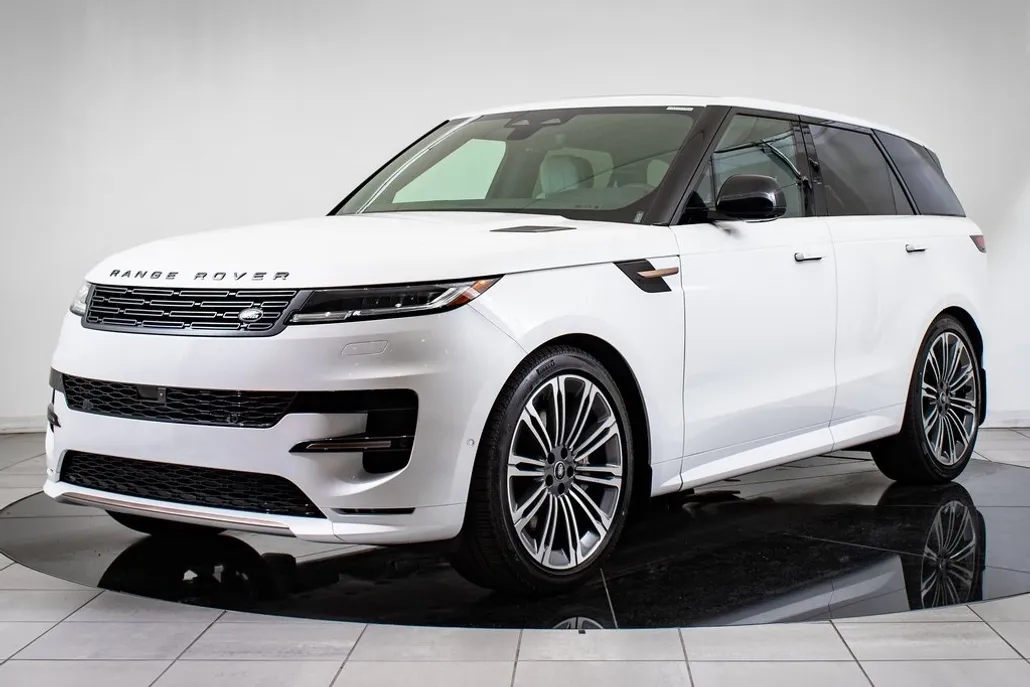 2025 Land Rover Range Rover Sport SE photo 1