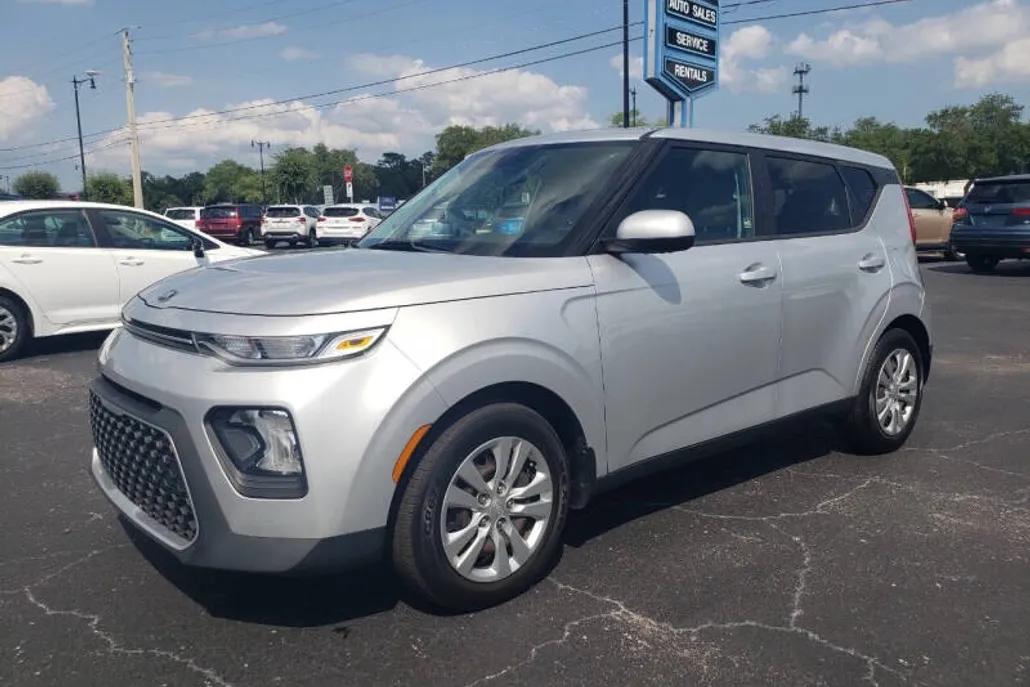 2020 Kia Soul LX S X-Line photo 1
