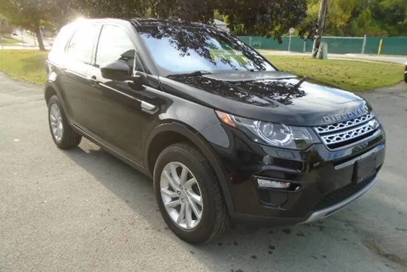 2018 Land Rover Discovery Sport HSE photo 1