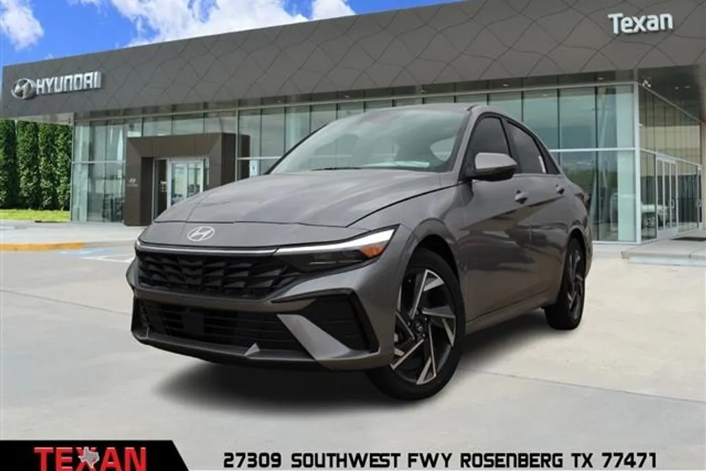 2025 Hyundai Elantra SEL Sport photo 1