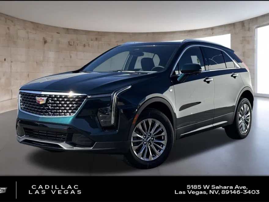 2025 Cadillac XT4 Premium Luxury photo 1