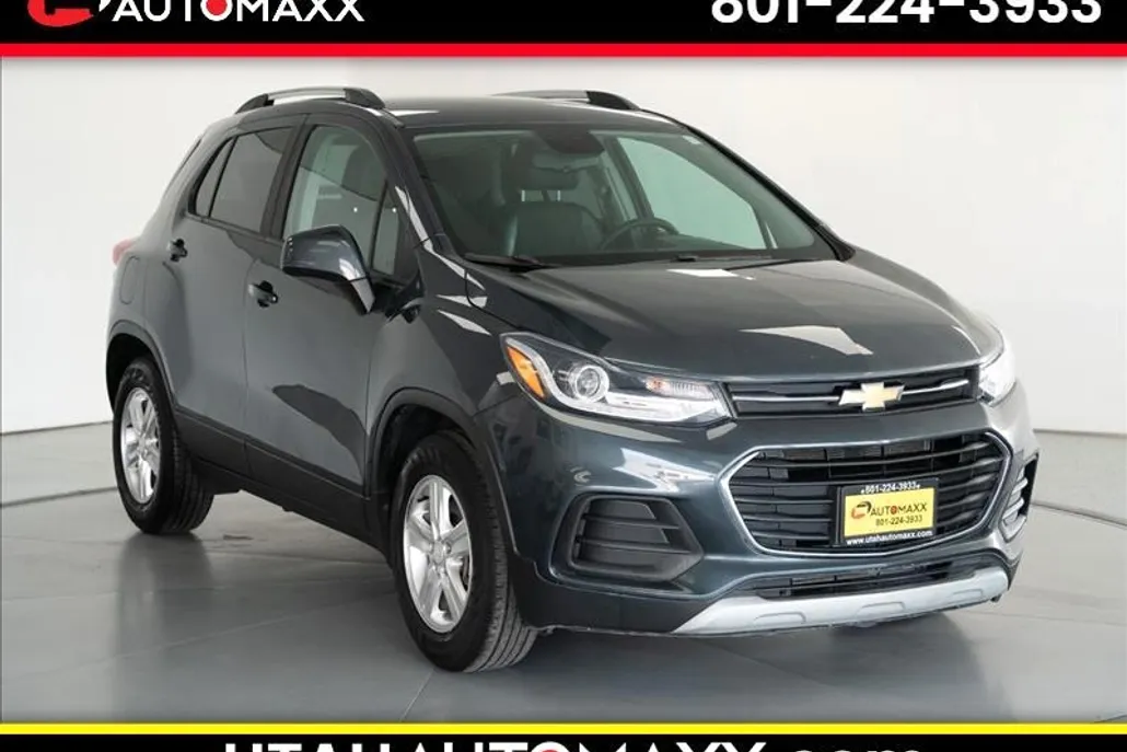 2021 Chevrolet Trax LT photo 1
