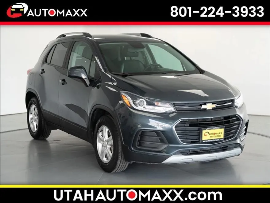 2021 Chevrolet Trax LT photo 1