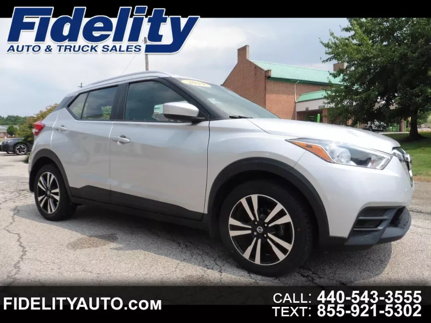 2019 Nissan Kicks SV photo 1