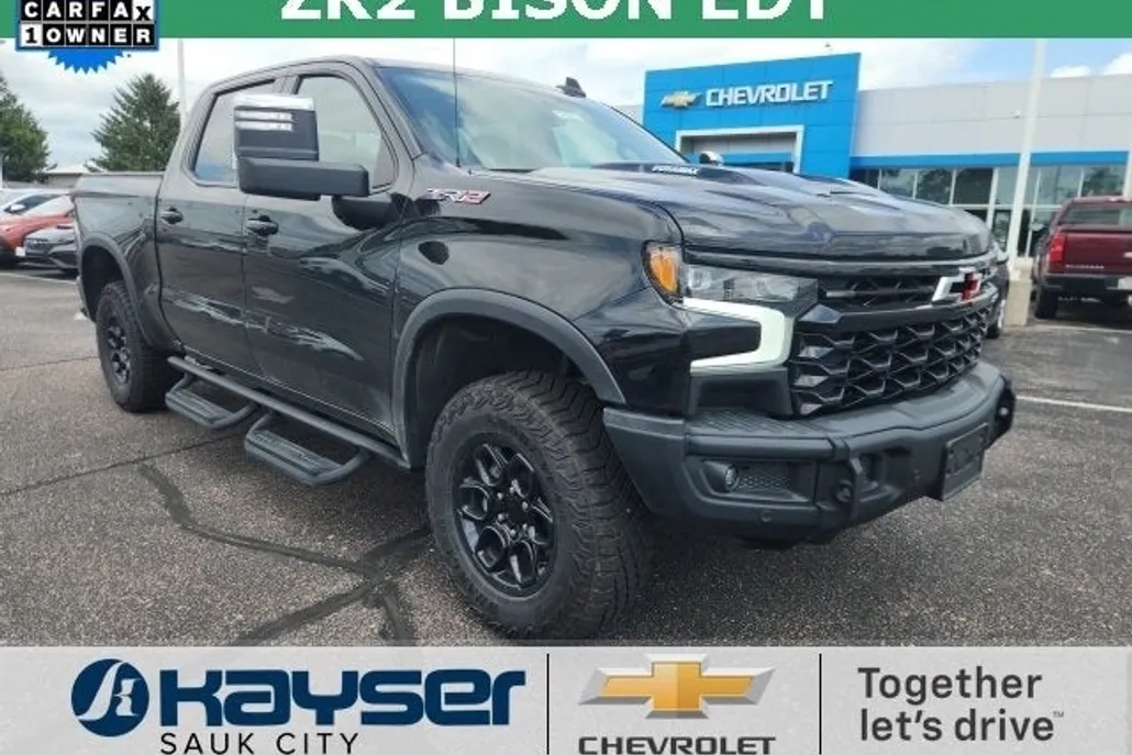 2024 Chevrolet Silverado 1500 ZR2 photo 1