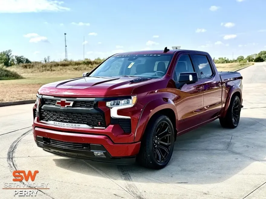 2025 Chevrolet Silverado 1500 RST photo 1