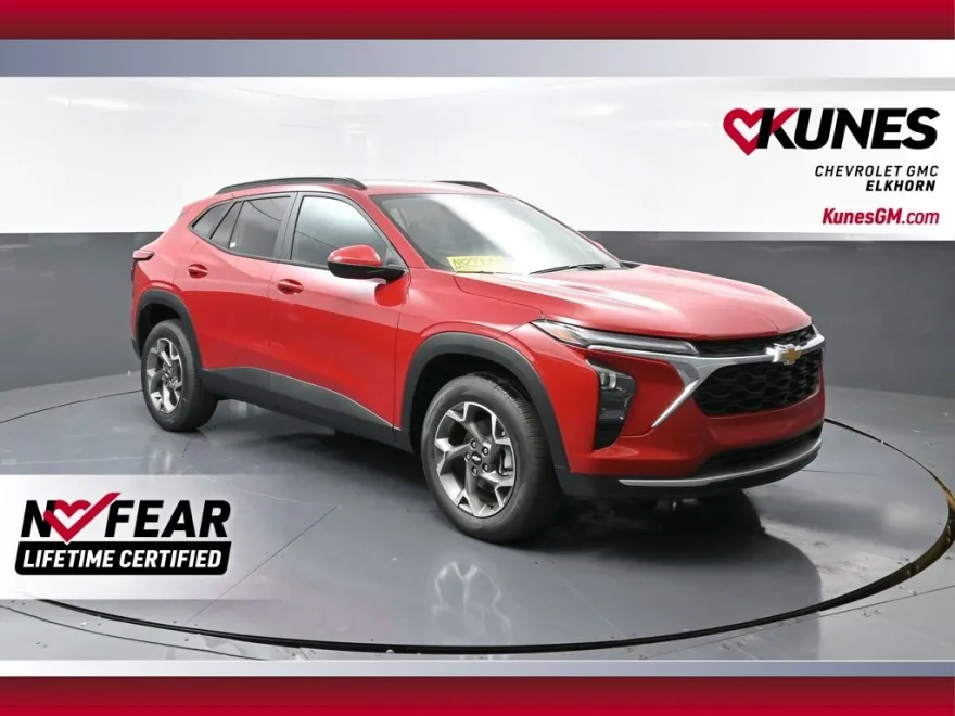 2026 Chevrolet Trax LT photo 1