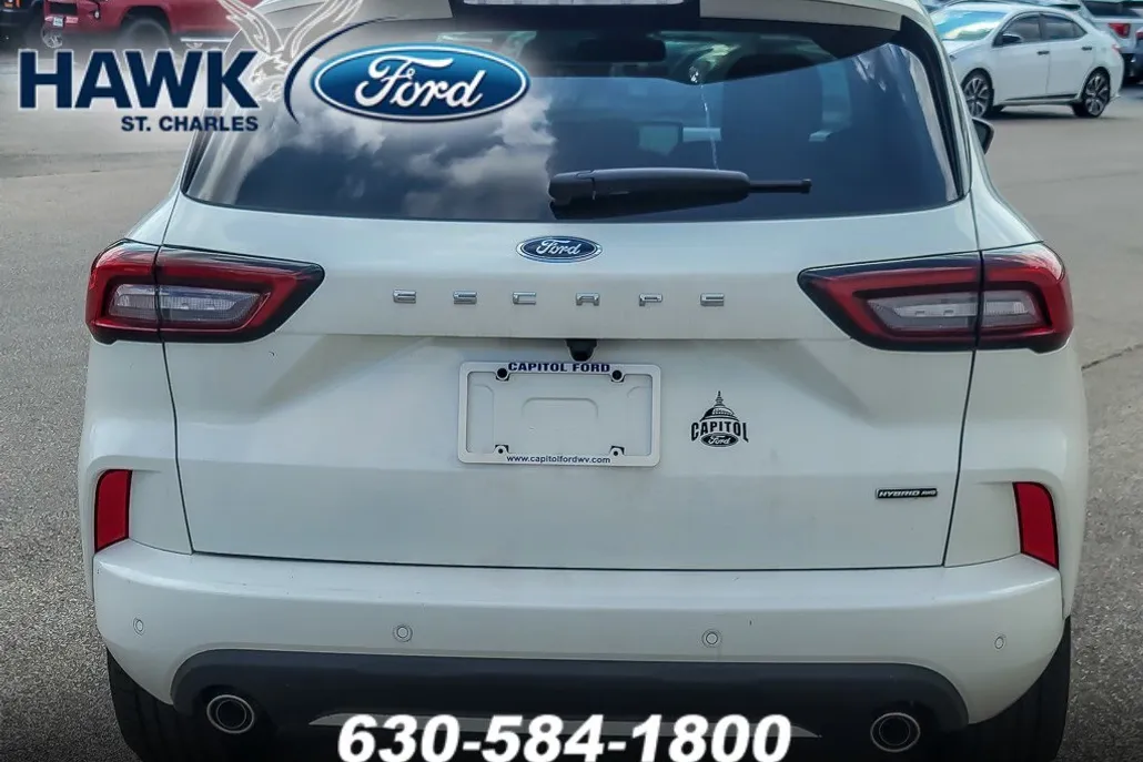 2024 Ford Escape ST-Line Elite photo 1