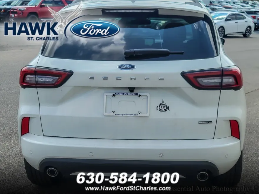 2024 Ford Escape ST-Line Elite photo 1